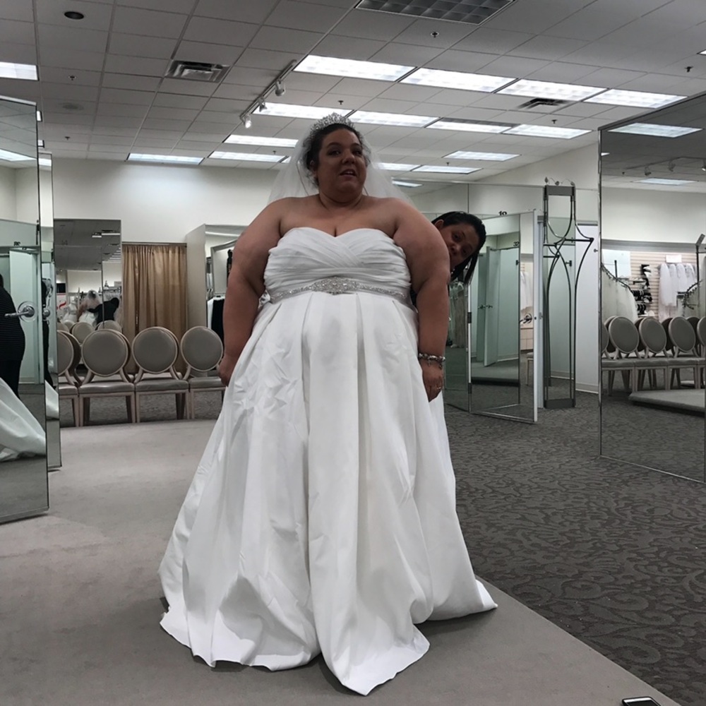 NWT size 26 plus Wedding Dress White